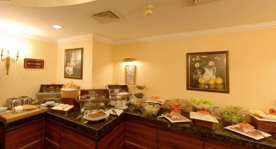 Titanic Comfort Sisli Istanbul Restaurant bilde
