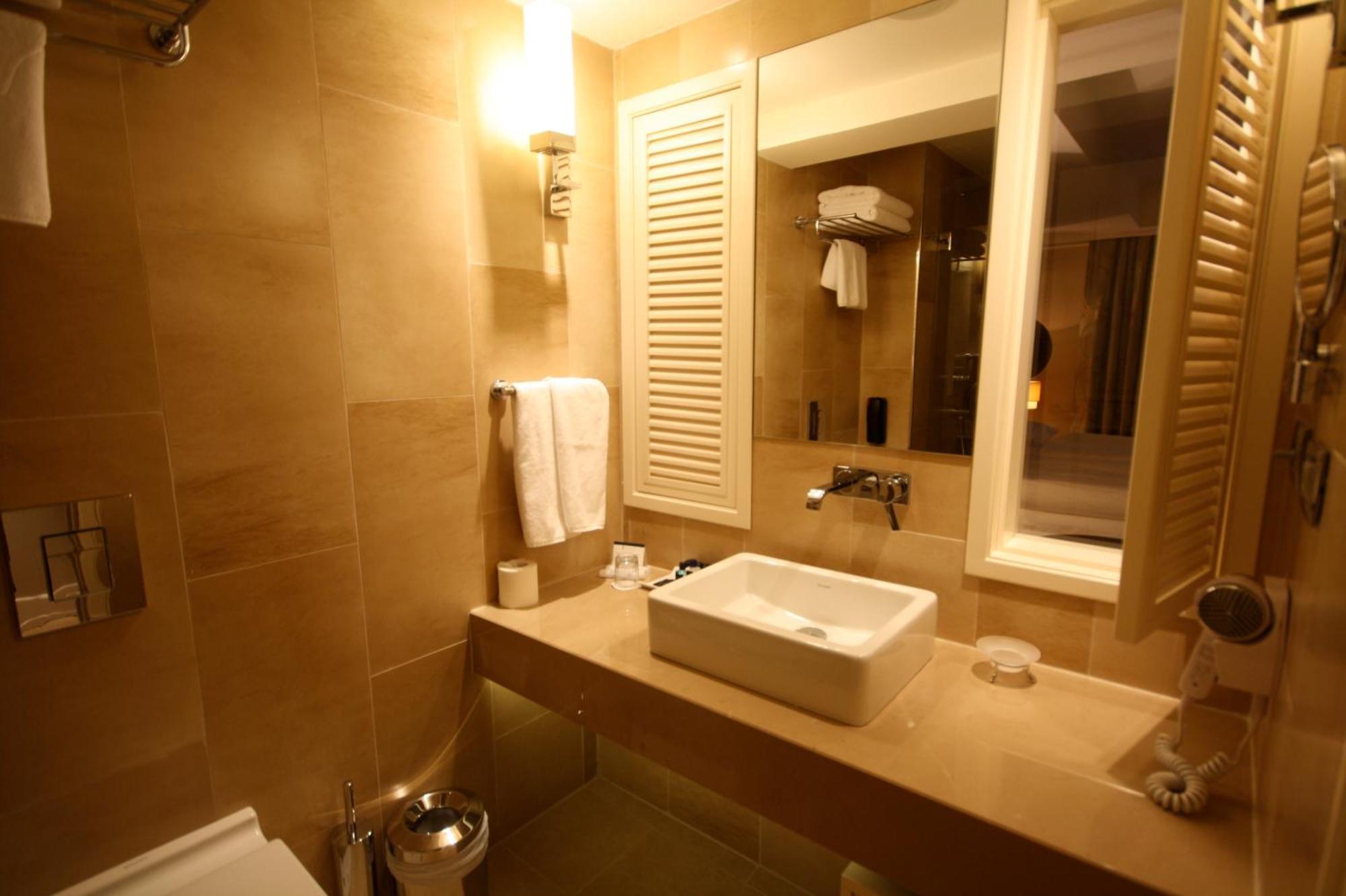 Titanic Comfort Sisli Istanbul Eksteriør bilde