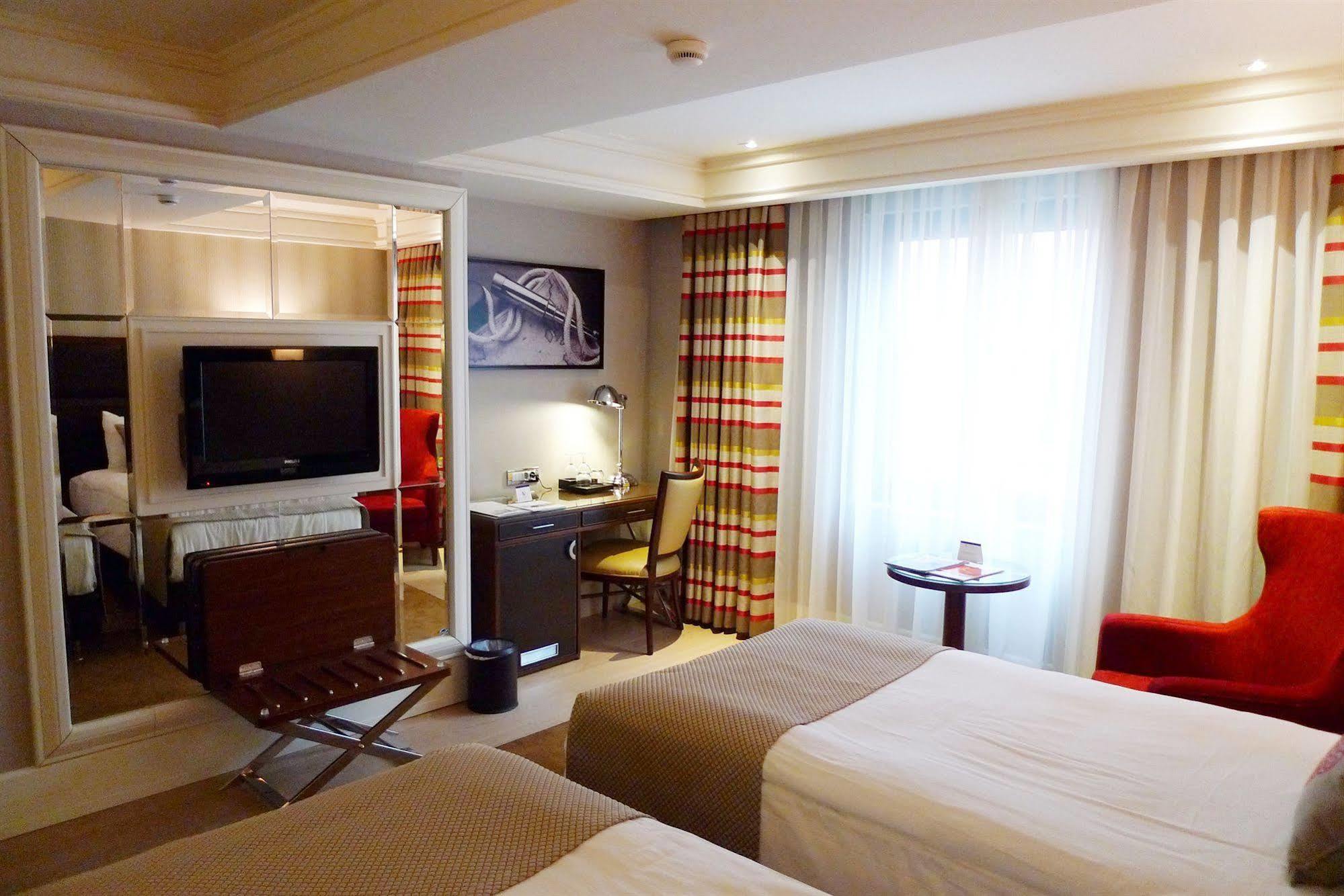 Titanic Comfort Sisli Istanbul Eksteriør bilde